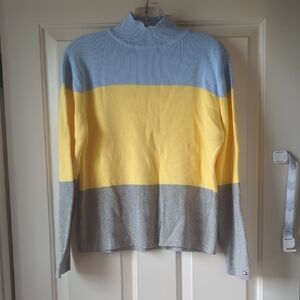 Vintage Y2K Tommy Hilfiger Sweater